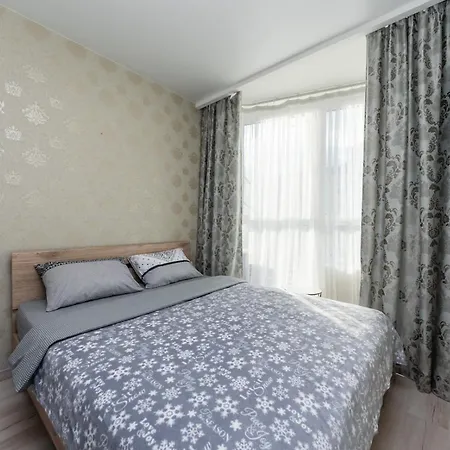 Apartment On Draghomanova 2A Киев Экстерьер фото