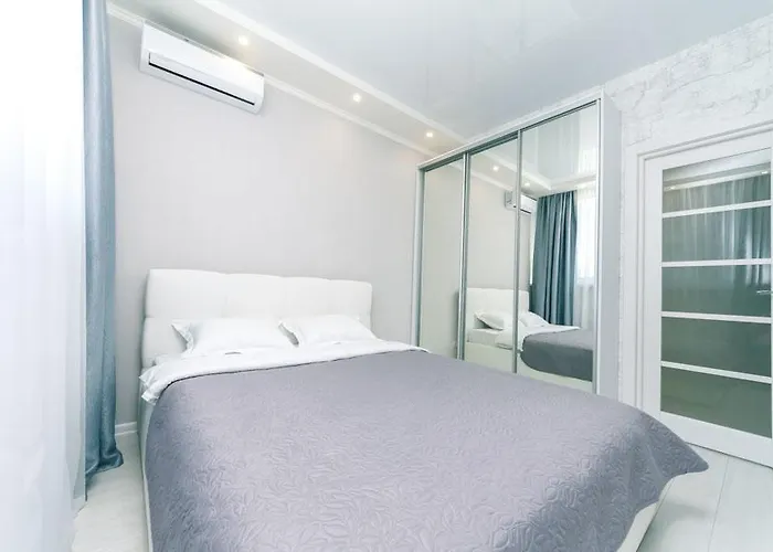 Apartment On Draghomanova 2A