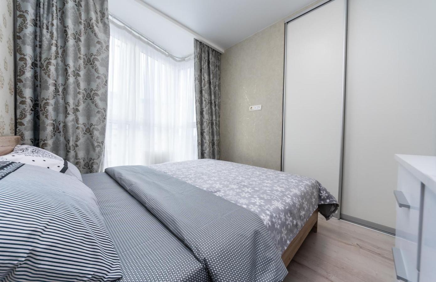Apartment On Draghomanova 2a *