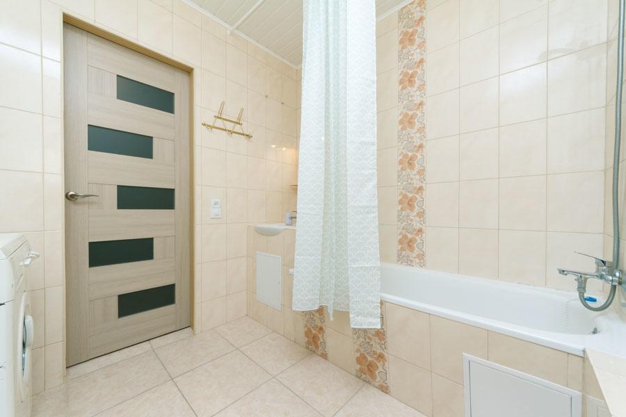 On Draghomanova 2a Apartment Kyiv
